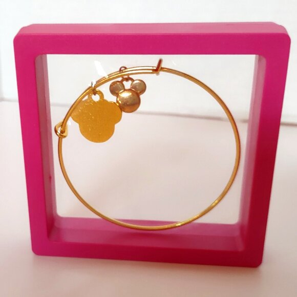 Just Jess Fashions Charm Bracelet Minnie Mouse Gingerbread Pink Christmas NIB - Picture 4 of 5